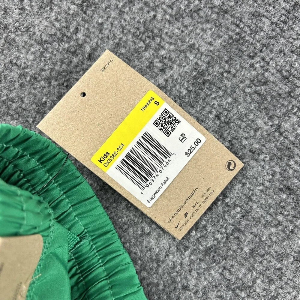 Nike Dri-FIT Shorts‎ Kids Small Green Training Standard Fit Athletic Activewear